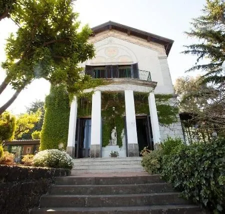 Prázdninový dům Viscalori A Garden With Pool And View Near Etna